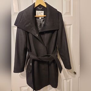 London Fog Coat Black size Medium